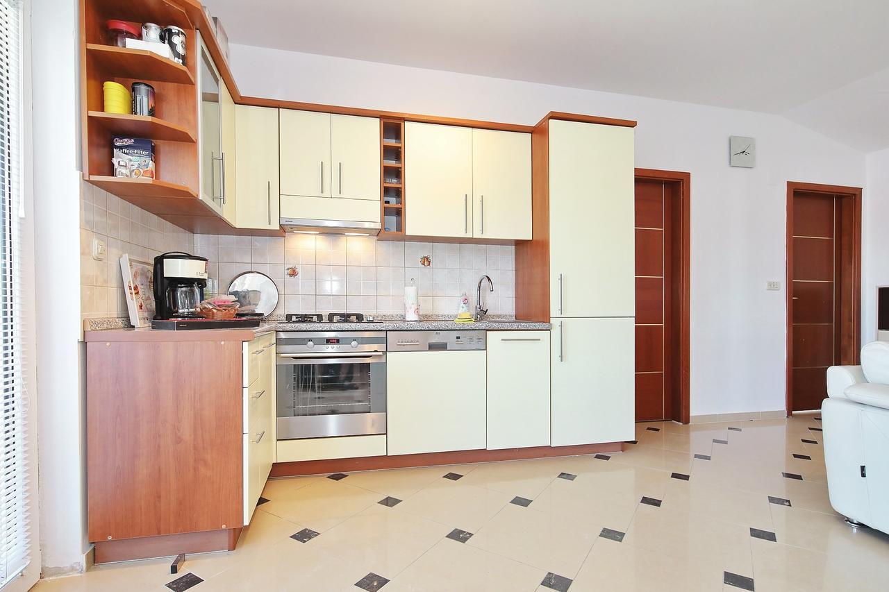 Apartment Sapavac Vir Eksteriør bilde