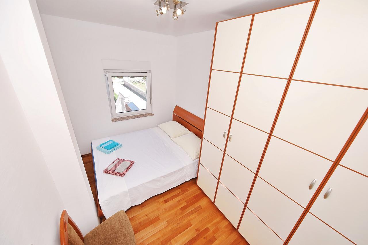 Apartment Sapavac Vir Eksteriør bilde
