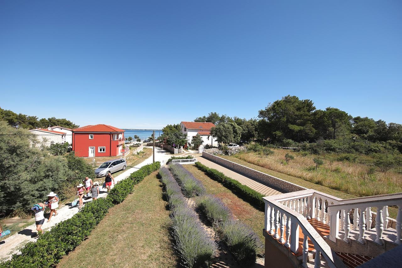 Apartment Sapavac Vir Eksteriør bilde